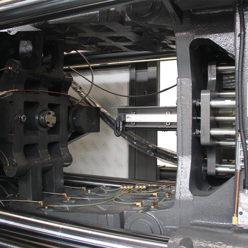 SP350: SP akıllı güçlü enjeksiyon kalıplama makinesi